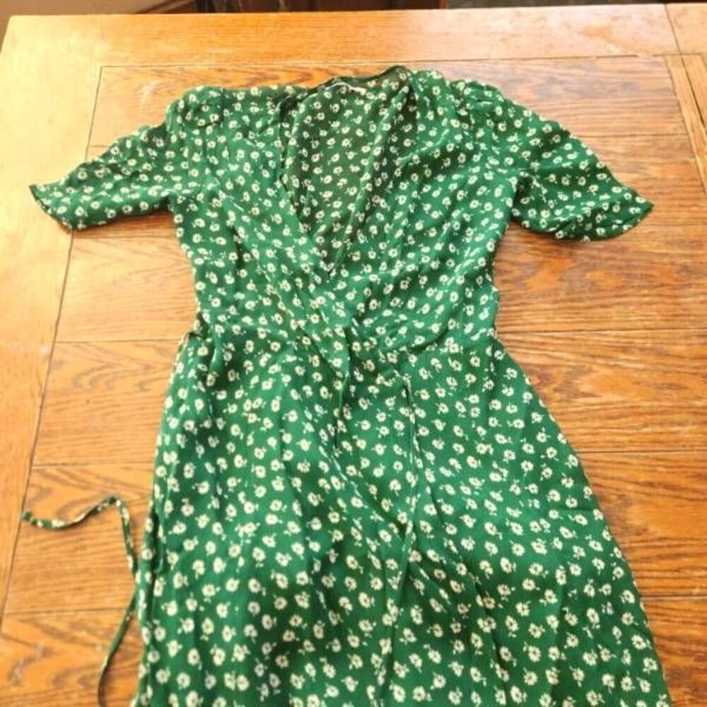 REFORMATION Lucky Mini Wrap Dress Chive Green White Floral Tie Waist Sz Medium